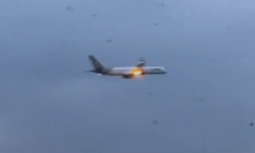 VIDEO Požar na motoru Boeinga: Slali smo oproštajne poruke