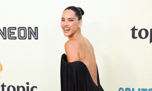 U haljini kakva se ne viđa svaki dan: Djevojka Jasona Momoe ukrala je sve poglede