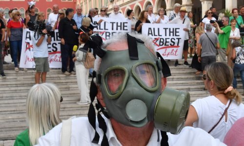 Žestoke poruke na splitskom prosvjedu, stotinama građana pridružili se Šuta i Bulj