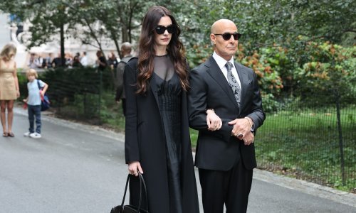 Crna elegancija Anne Hathaway na setu filma 'Vrag nosi Pradu 2'