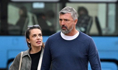 Bračni duet: Nives i Goran Ivanišević pustili glas i zapjevali hit Petra Graše
