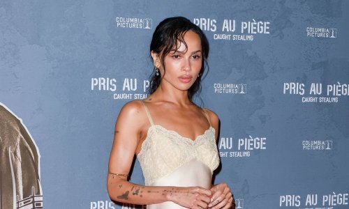 Haljina ili spavaćica: Zoë Kravitz sve je zasjenila u hit komadu iz 90-ih