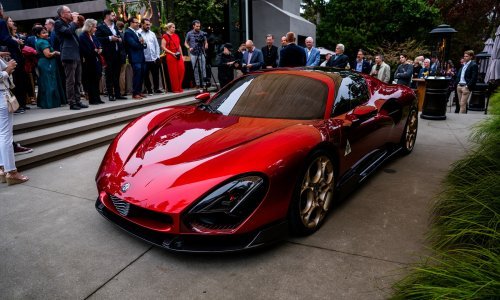 Prelijepi Alfa Romeo 33 Stradale oduševio sjevernoameričku publiku: Talijanski dizajn, strast i performanse