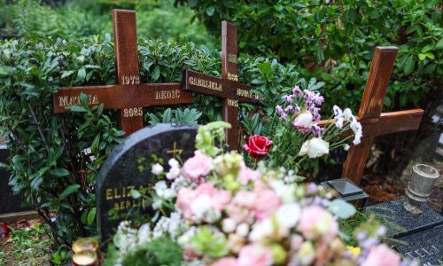 Tiho zbogom divi: Gabi Novak počiva uz Arsena, Matiju i majku na Mirogoju