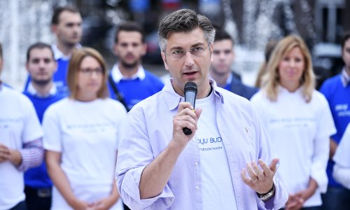 Kurikularna reforma nije ni bila zaustavljena