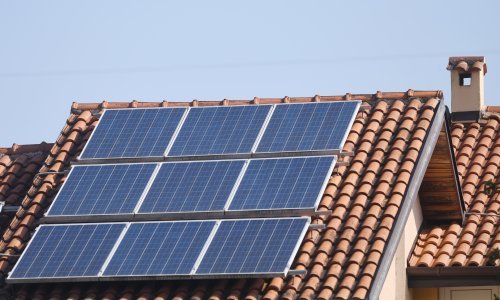 Zbog velike navale na solare zatvara se poziv na sufinanciranje, investicija poskupljuje