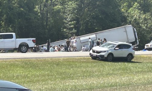 Teška nesreća u Americi: Prevrnuo se bus pun turista, poginulo više ljudi