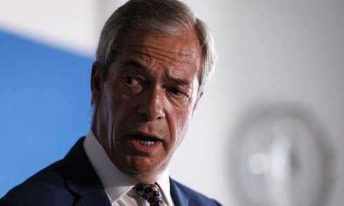 Konzervativni zastupnik prešao Farageu, kaže da su torijevci 'gotovi'