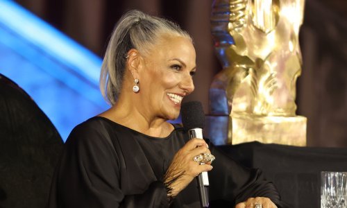 Mirna Berend o povratku u voditeljske vode i novoj frizuri: 'Dosta su me farbali, sretna sam sijeda'