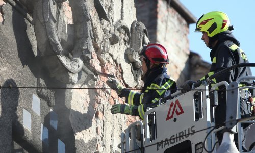 Urušila se fasada zgrade u centru Zagreba