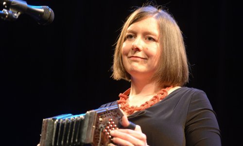 Obožavateljima se svidio njezin novi album. Problem je u tome što ga nije ni snimila ni objavila