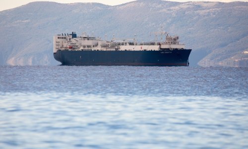 Brod LNG Croatia isplovio na ugradnju dodatnog modula u Tursku