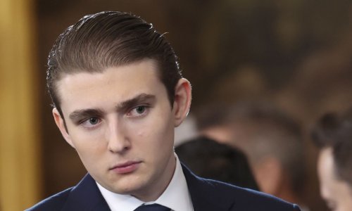 Melania Trump strepi za Barrona: Više mu ne dopušta ni sekunde mira i slobode