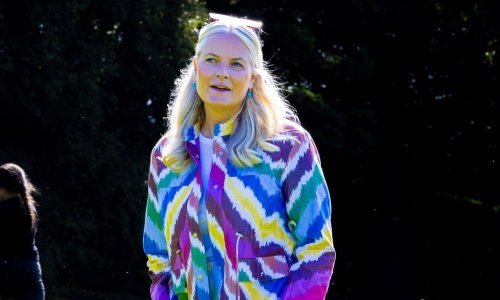 Buduća norveška kraljica iznenadila izborom cipela: U ove hit tenisice svi su gledali