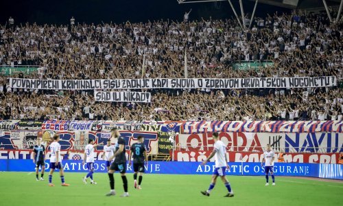 Torcida skandirala ime jednog čovjeka i poručila: Sad ili nikad!