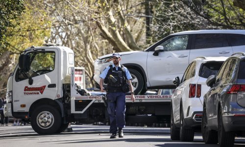 Automobil se zabio u ruski konzulat u Sydneyu