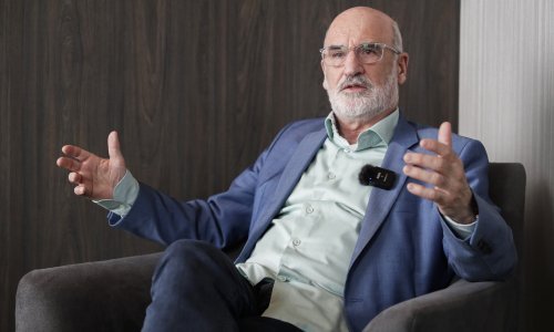 Fernando Aramburu: Kad nema demokracije, na vlast ponovo dolazi majmun