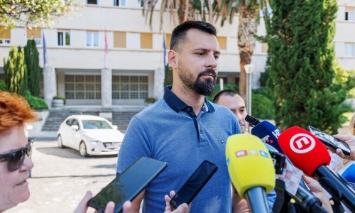 Ivošević in Puljak kritizirata HDZ glede Brodosplita in dolgov Debeljaka