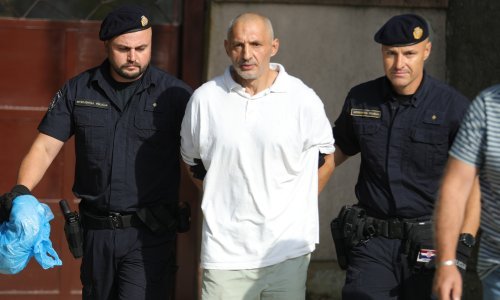 Određen istražni zatvor osumnjičeniku za teško ubojstvo žene u Tenji