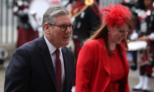 Novi udarac za Starmera: Ključna figura u britanskoj vladi upletena u porezni skandal