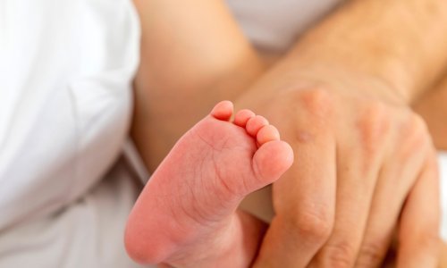Ginekolog o tragičnoj smrti bebe: Preživjela bi da je porod bio u bolnici