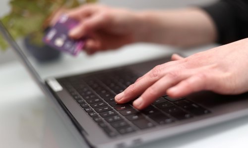Hrvat objasnio kako je funkcionirala piramidalna shema u kojoj je namagarčeno tisuće ljudi