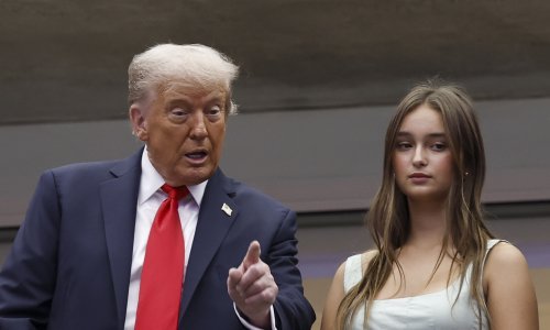 Umjesto Melanije Donaldu Trumpu društvo je pravila samozatajna unuka, kći Ivanke Trump