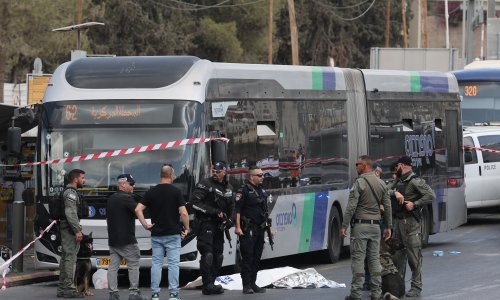 Broj žrtava u palestinskoj pucnjavi u Jeruzalemu popeo se na šest