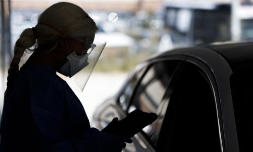 COVID opet hara: Ima hospitaliziranih, zabilježena i dva smrtna slučaja