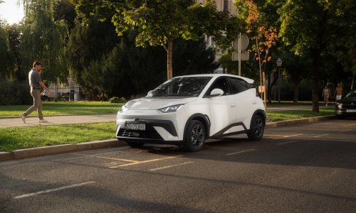 Isprobali smo BYD Dolphin Surf: Tih i okretan električni auto stvoren za gradske ulice