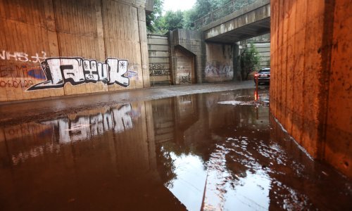Rijeku zasula obilna kiša, oglasio se Vakula: Potpuno smirivanje tek sutra
