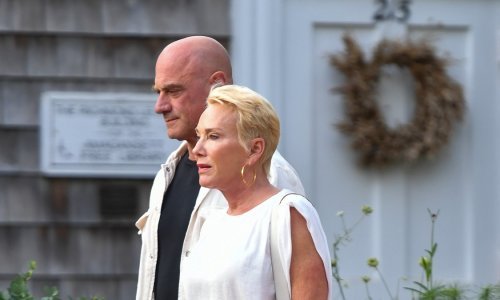 Zvijezda 'Zakona i reda' u tajnosti stigao na Hvar, odala ga jedna ulica