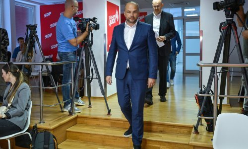 Hajdaš Dončić: 'Za SDP je ZDS ustaški pozdrav'