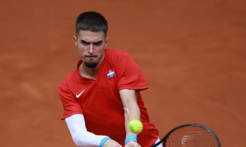 Dino Prižmić u drami poražen na otvaranju Davis Cupa: Hrvatska gubi od Francuske