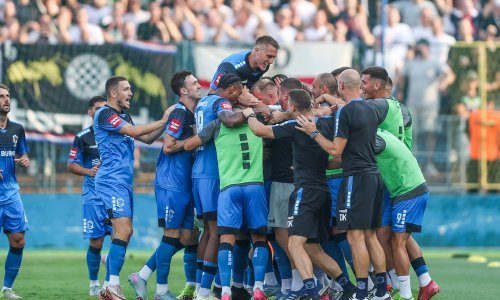 Hajduk doživio prvi poraz u SHNL-u; pogledajte gol Varaždina i bizaran autogol Ivušića