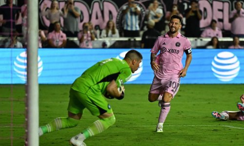 Pogledajte kako je hrvatski golman Messiju obranio panenku: Tribine su poludile