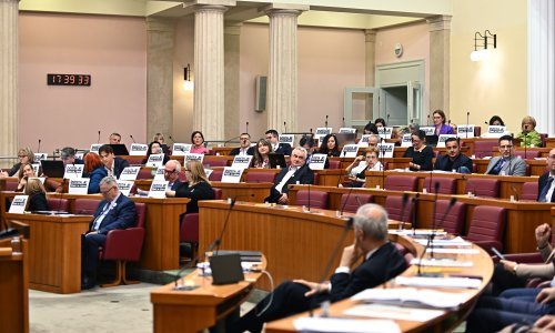 Ključna tema danas u Saboru: Otkup neuseljivih stanova u državnom vlasništvu