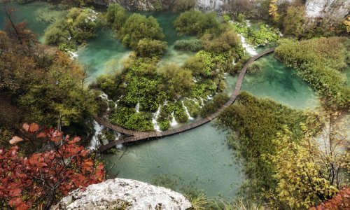 NP Plitvička jezera u jesen: mir, boje i gastro hedonizam