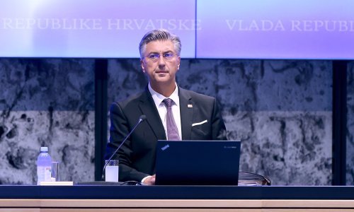 Plenković predstavio novi paket mjera: Računi za struju rastu za tri eura, a za plin 4 eura