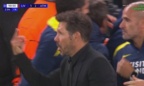 Pogledajte kaos i skandal na kraju spektakla! Podivljali Simeone krenuo sam na navijače Liverpoola
