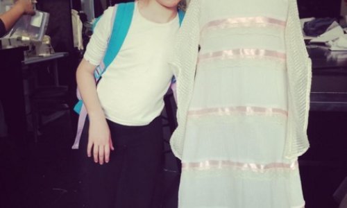 Kći Mille Jovovich krenula majčinim stopama