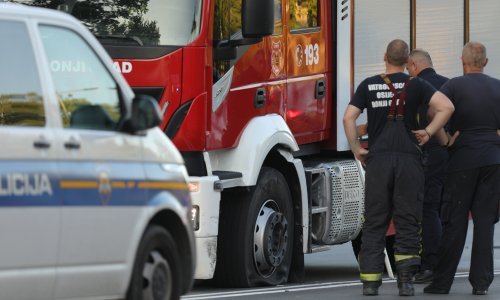 Susjedi izvukli četvero djece iz buktinje: 'Čuo sam malenog, već je bio skoro gotov'