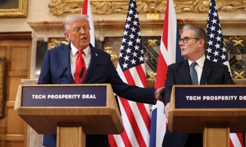 Trump izgubljen u zemljopisu: Pomirio sam Aber...bajžan i Albaniju