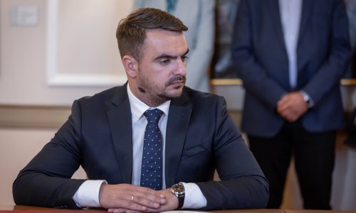 Samo na papiru: Dodikove ovlasti preuzeo hrvatski potpredsjednik Republike Srpske