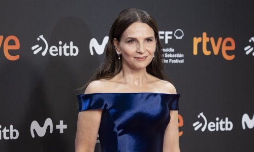 Ikona francuskog chica sve je zasjenila u predivnoj haljini koja jamči poglede