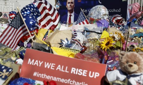 Trump i najviši vrh američke politike stižu na ispraćaj Charlie Kirka