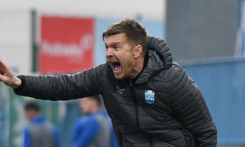 Pogledajte kako očajni Rožman divlja i skače na klupi dok njegova momčad gubi