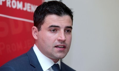 Bernardić se pita otkud državni odvjetnik uz Plenkovića