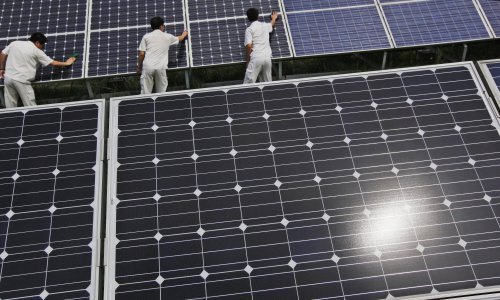 Kina koristi solarne panele kako bi zaustavila širenje pustinje