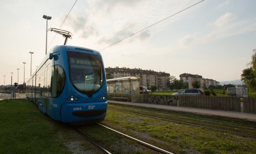 Pametni semafori skratit će putovanje tramvajem do Prečkog